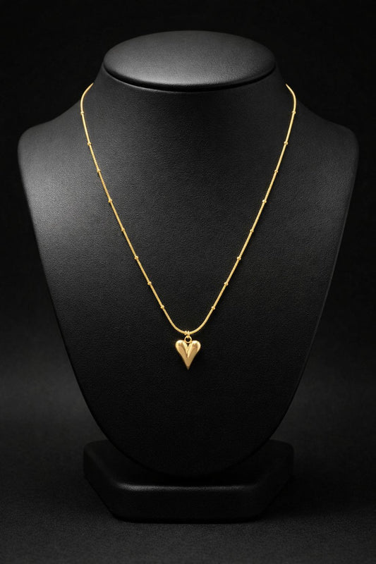 Elegant Gold Heart Pendant Necklace | Minimal & Everyday Wear